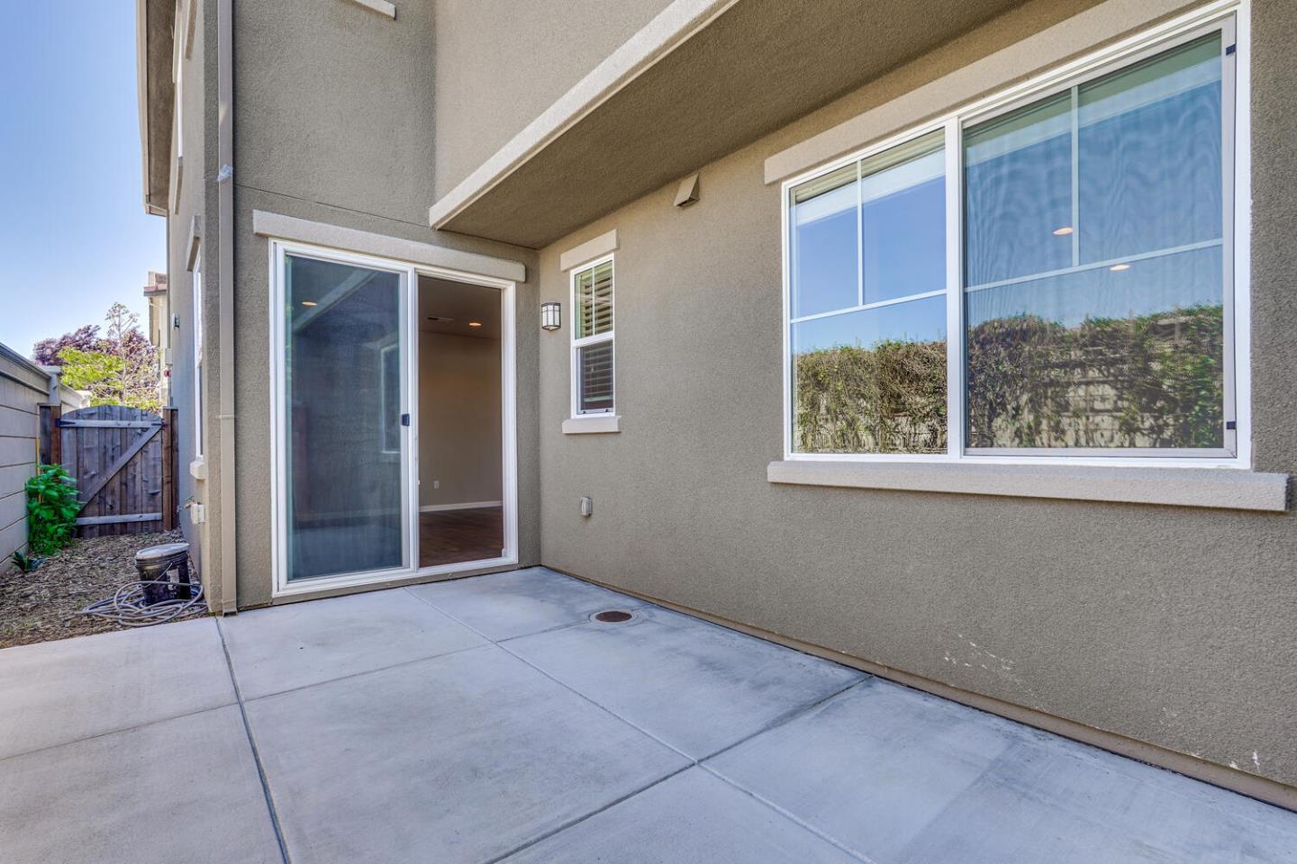 Detail Gallery Image 51 of 56 For 867 Maple Pl, East Palo Alto,  CA 94303 - 4 Beds | 2/1 Baths