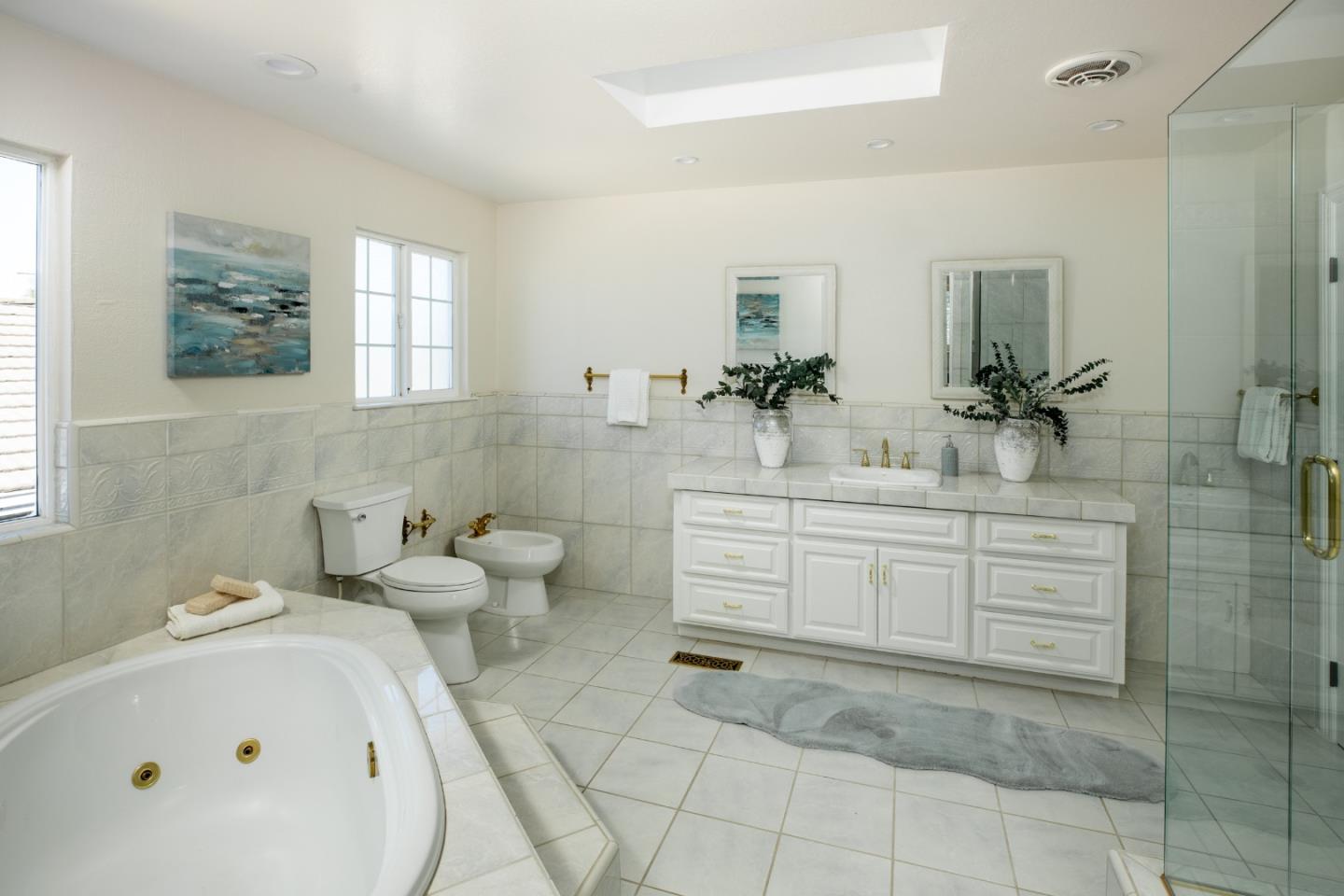 Detail Gallery Image 11 of 24 For 1840 Mcbain Ave, San Jose,  CA 95125 - 5 Beds | 3 Baths