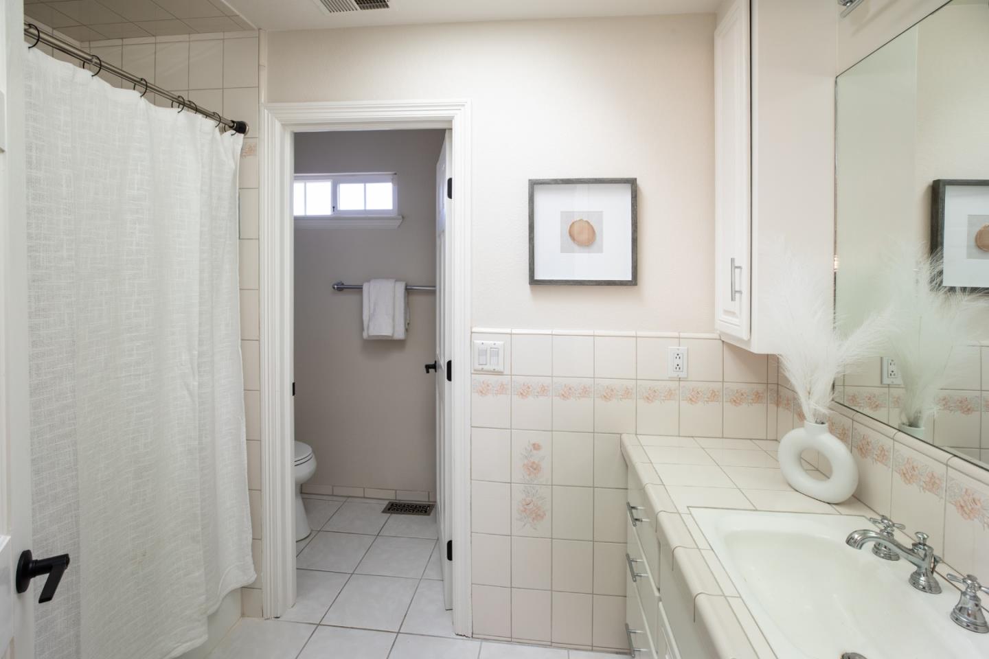 Detail Gallery Image 16 of 24 For 1840 Mcbain Ave, San Jose,  CA 95125 - 5 Beds | 3 Baths