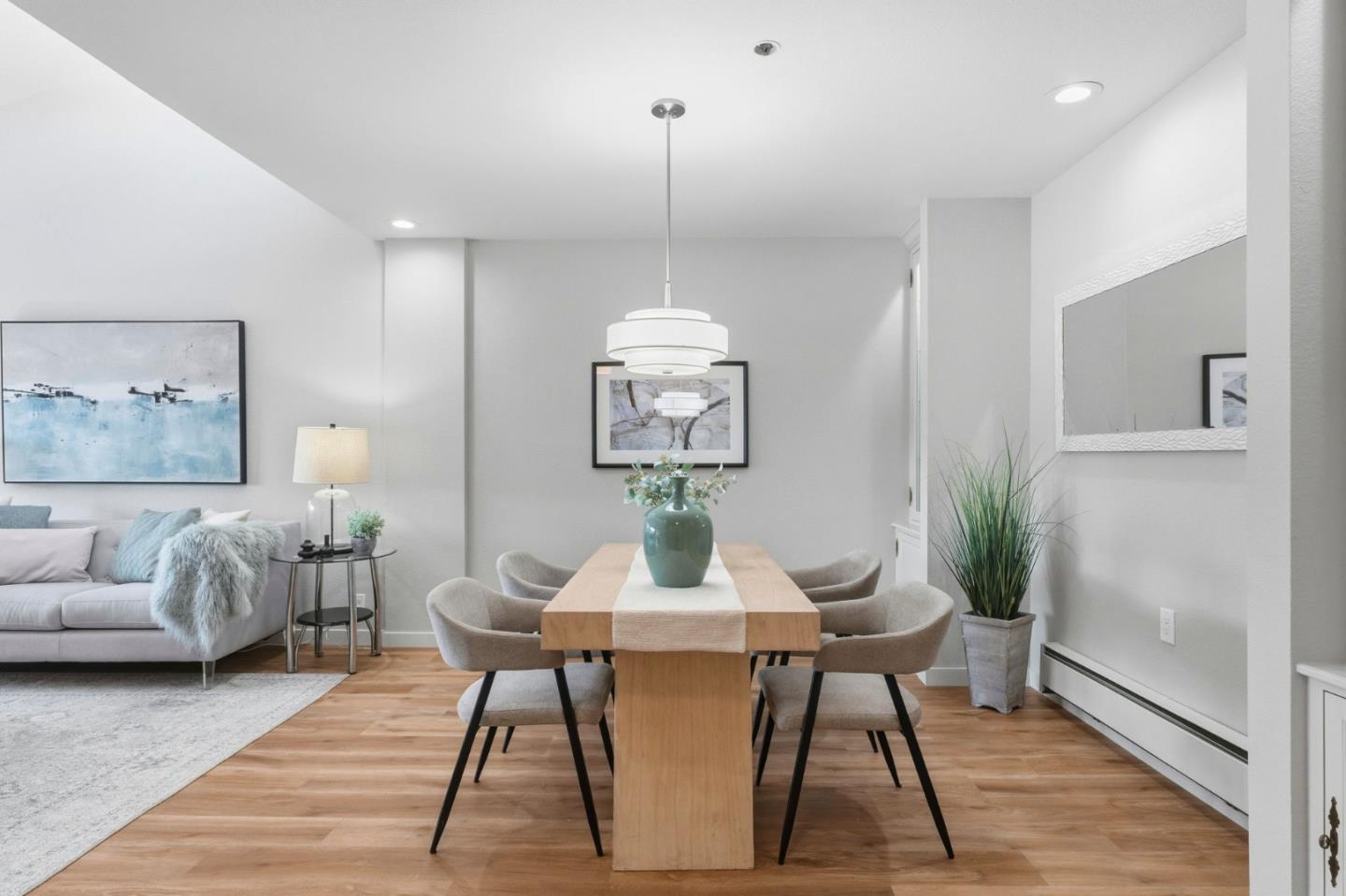 Detail Gallery Image 10 of 35 For 793 Elm St #17,  San Carlos,  CA 94070 - 2 Beds | 2 Baths