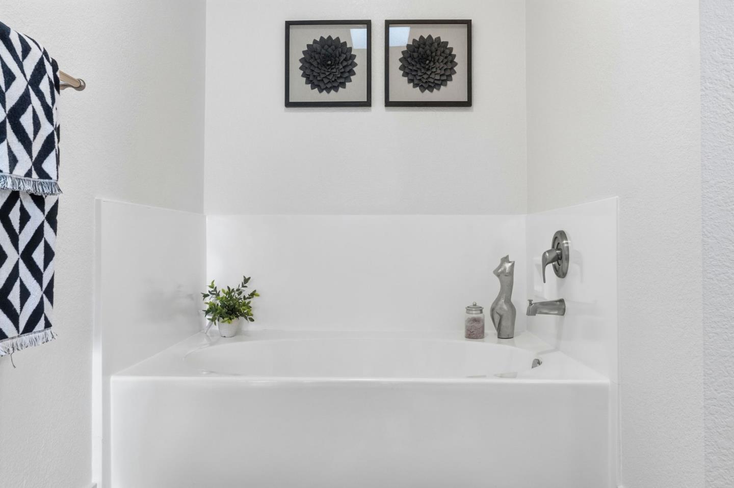 Detail Gallery Image 20 of 35 For 793 Elm St #17,  San Carlos,  CA 94070 - 2 Beds | 2 Baths