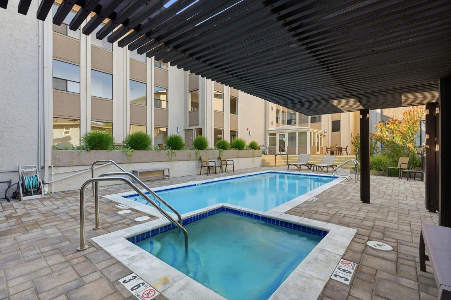 Detail Gallery Image 32 of 35 For 793 Elm St #17,  San Carlos,  CA 94070 - 2 Beds | 2 Baths