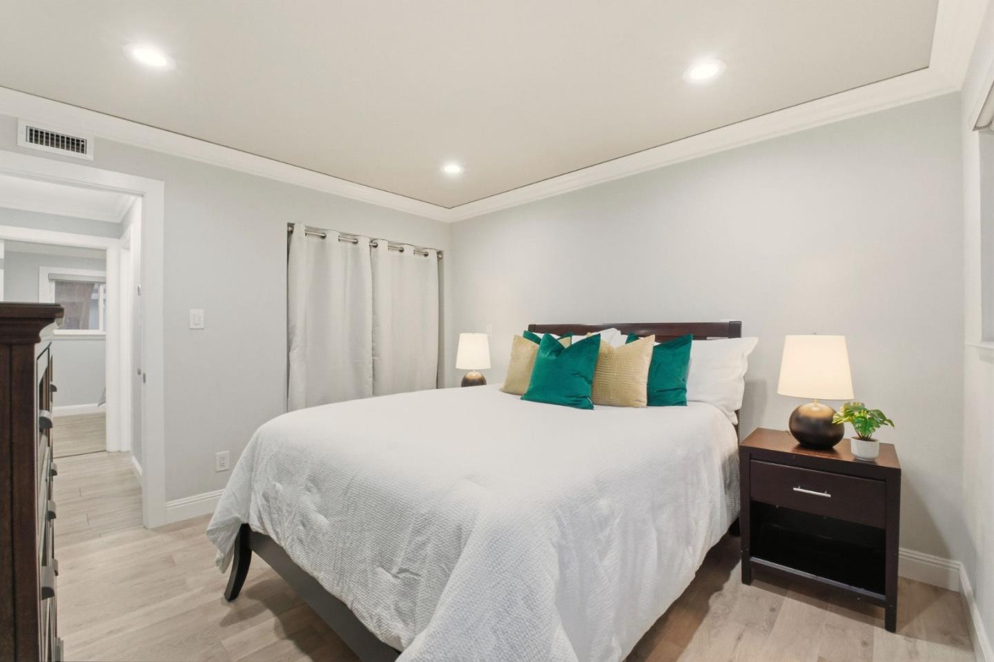 Detail Gallery Image 13 of 25 For 5537 Judith St #1,  San Jose,  CA 95123 - 2 Beds | 1 Baths