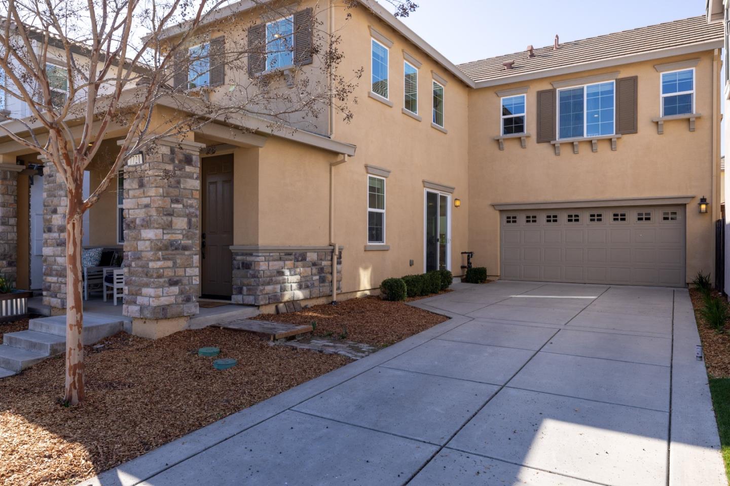 Detail Gallery Image 3 of 17 For 7721 Oregano Way, Gilroy,  CA 95020 - 3 Beds | 2/1 Baths