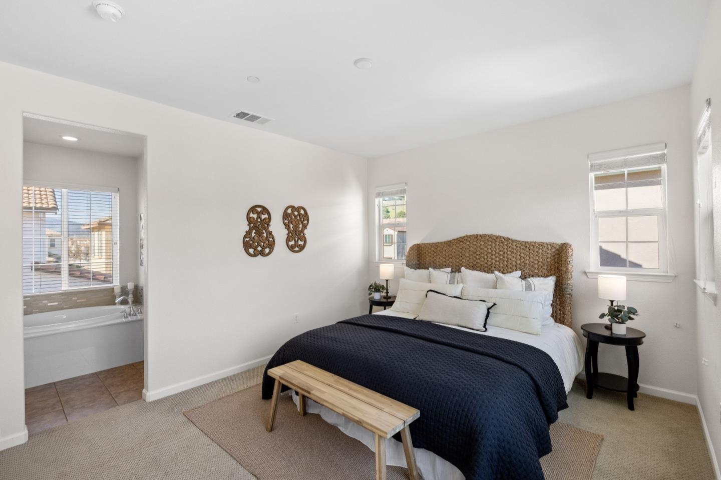 Detail Gallery Image 9 of 17 For 7721 Oregano Way, Gilroy,  CA 95020 - 3 Beds | 2/1 Baths