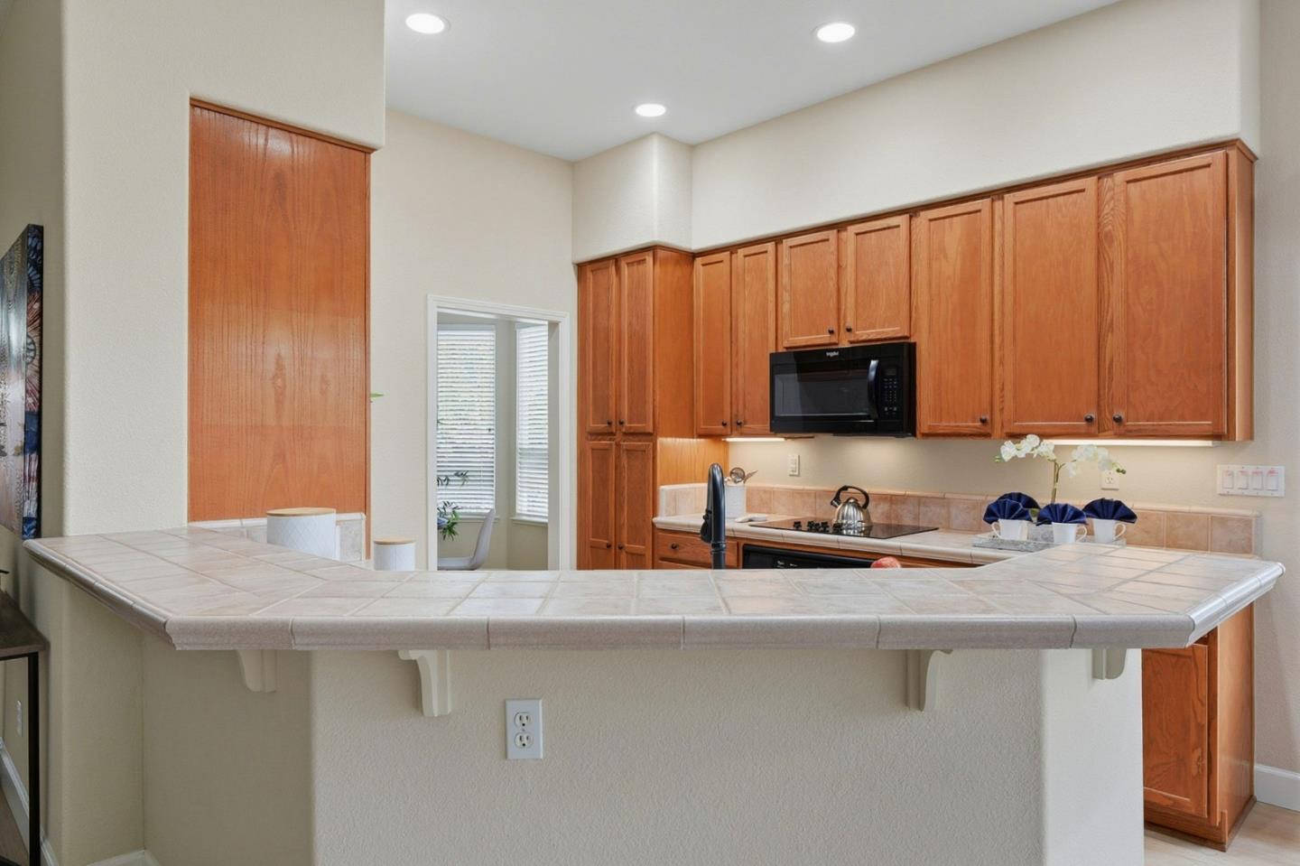 Detail Gallery Image 15 of 54 For 2096 Mataro Way, San Jose,  CA 95135 - 3 Beds | 2 Baths