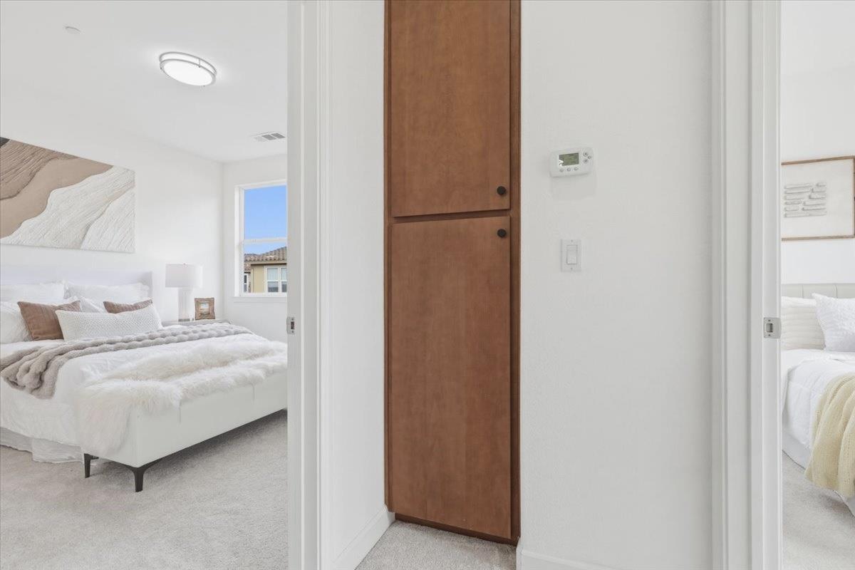 Detail Gallery Image 10 of 29 For 592 San Remi Ter, Sunnyvale,  CA 94085 - 2 Beds | 2/1 Baths