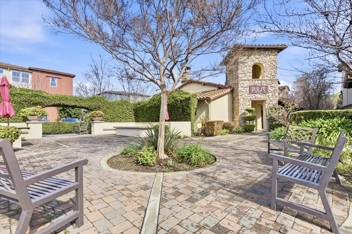 Detail Gallery Image 22 of 29 For 592 San Remi Ter, Sunnyvale,  CA 94085 - 2 Beds | 2/1 Baths