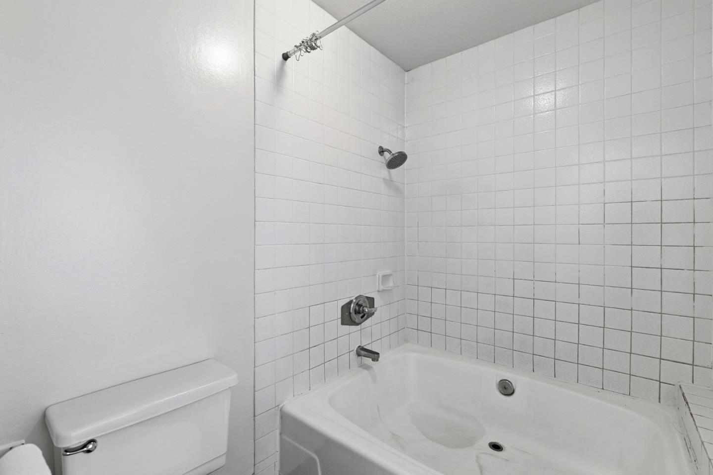 Detail Gallery Image 17 of 29 For 1311 Arbor Park Dr, San Jose,  CA 95126 - 3 Beds | 1/1 Baths