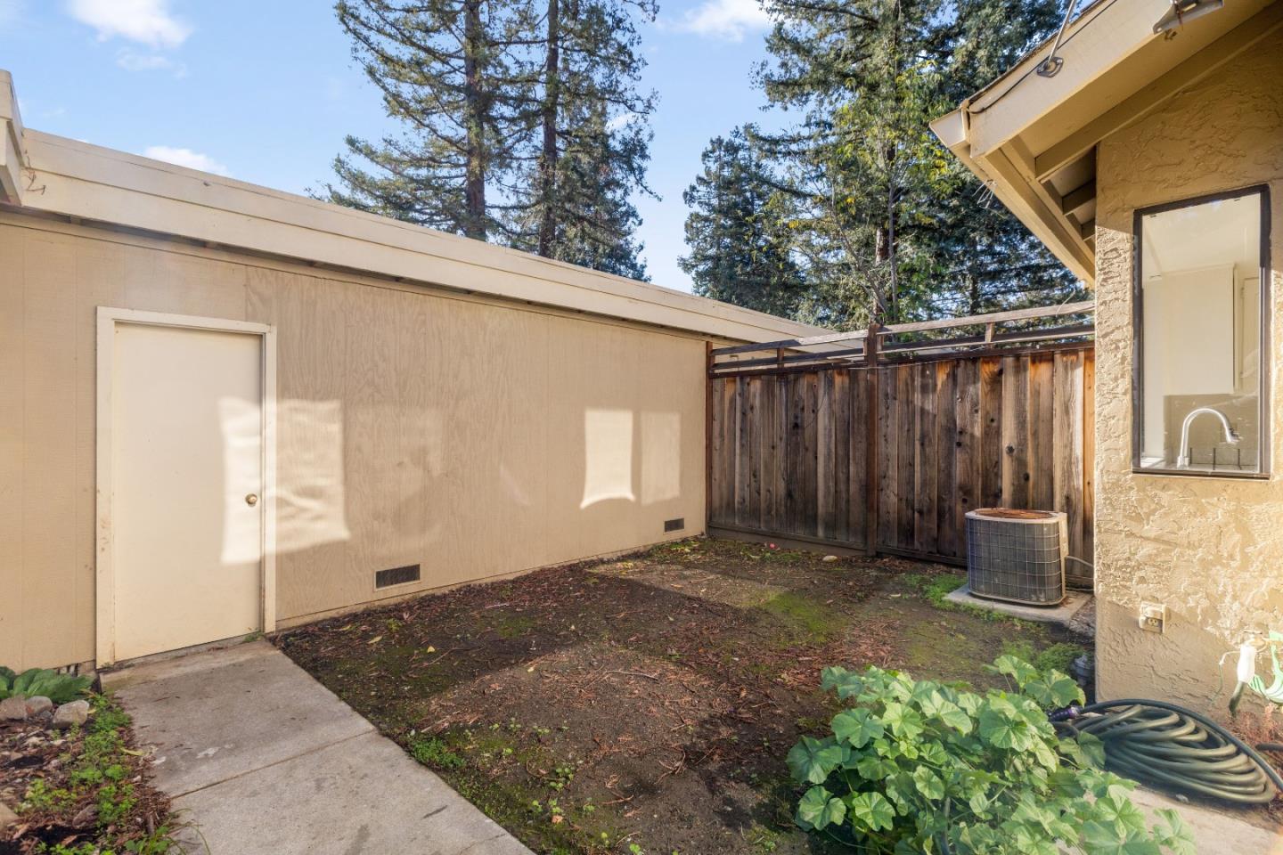 Detail Gallery Image 27 of 29 For 1311 Arbor Park Dr, San Jose,  CA 95126 - 3 Beds | 1/1 Baths