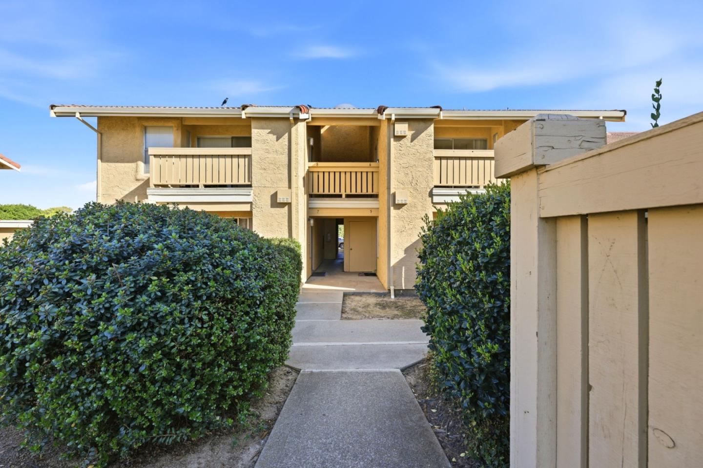 Front Image Thumbnail for ML82034469