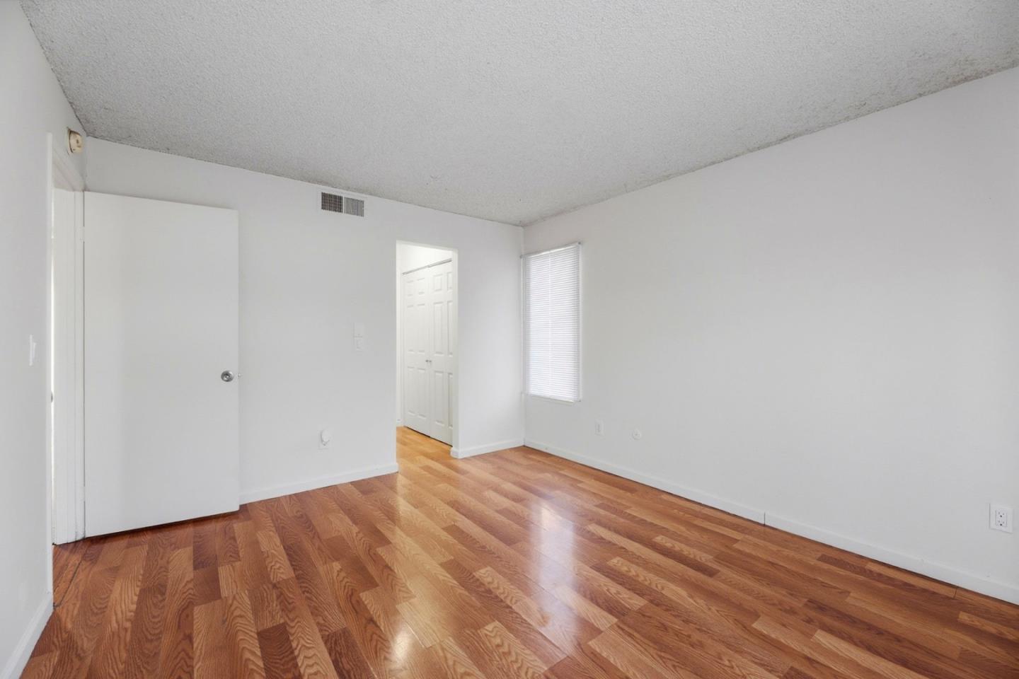 Detail Gallery Image 24 of 45 For 7 Las Moradas Cir, San Pablo,  CA 94806 - 2 Beds | 2 Baths