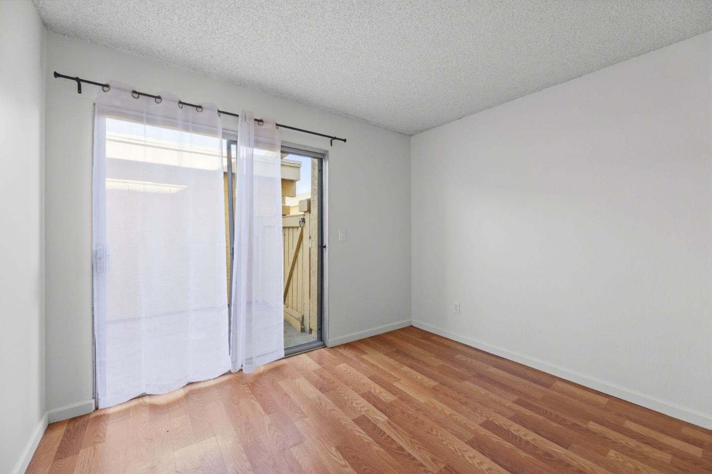 Detail Gallery Image 26 of 45 For 7 Las Moradas Cir, San Pablo,  CA 94806 - 2 Beds | 2 Baths