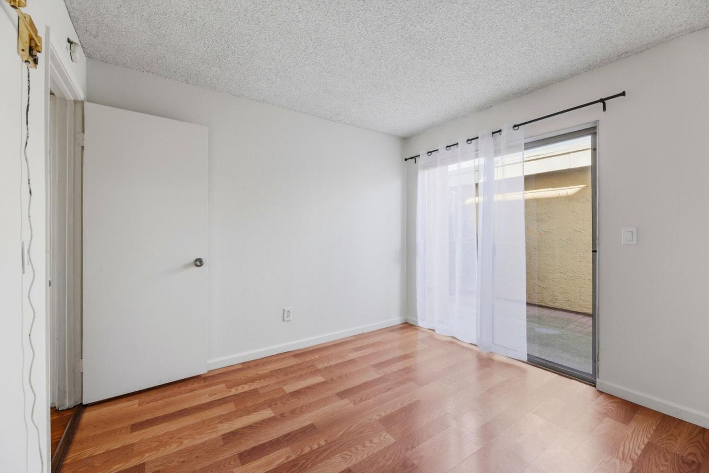 Detail Gallery Image 27 of 45 For 7 Las Moradas Cir, San Pablo,  CA 94806 - 2 Beds | 2 Baths