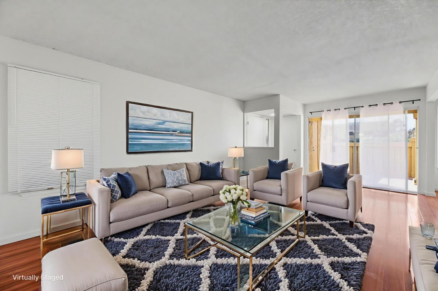 Detail Gallery Image 8 of 45 For 7 Las Moradas Cir, San Pablo,  CA 94806 - 2 Beds | 2 Baths