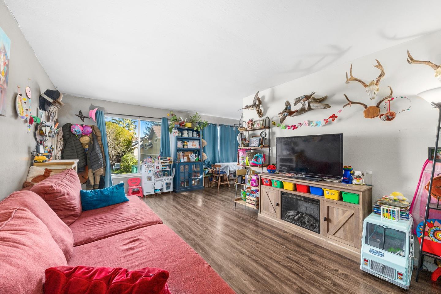 Detail Gallery Image 8 of 20 For 7 Macleod Way, Scotts Valley,  CA 95066 - – Beds | – Baths