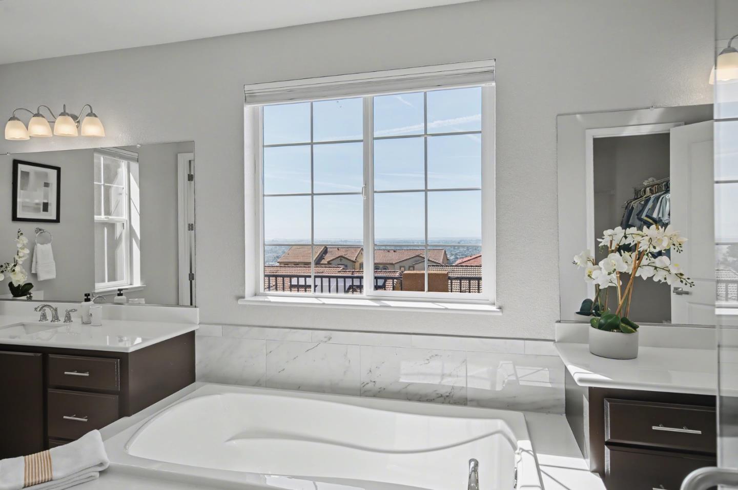 Detail Gallery Image 35 of 48 For 29803 Cantera Dr, Hayward,  CA 94544 - 4 Beds | 3 Baths