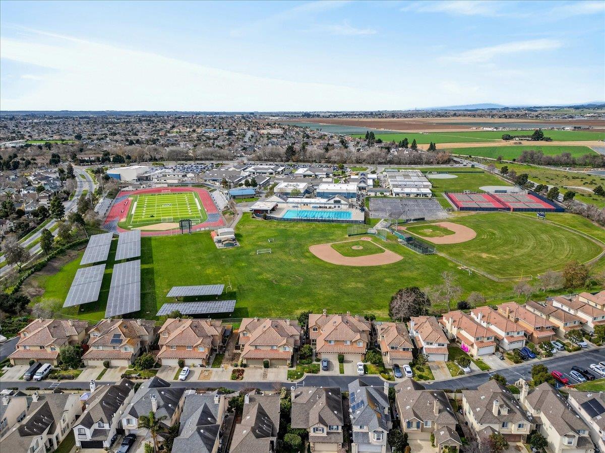 Detail Gallery Image 28 of 31 For 1960 Bradbury St, Salinas,  CA 93906 - 3 Beds | 2/1 Baths