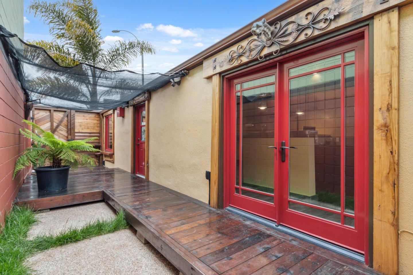 Detail Gallery Image 14 of 31 For 1637 Del Monte Blvd #B,  Seaside,  CA 93955 - – Beds | – Baths