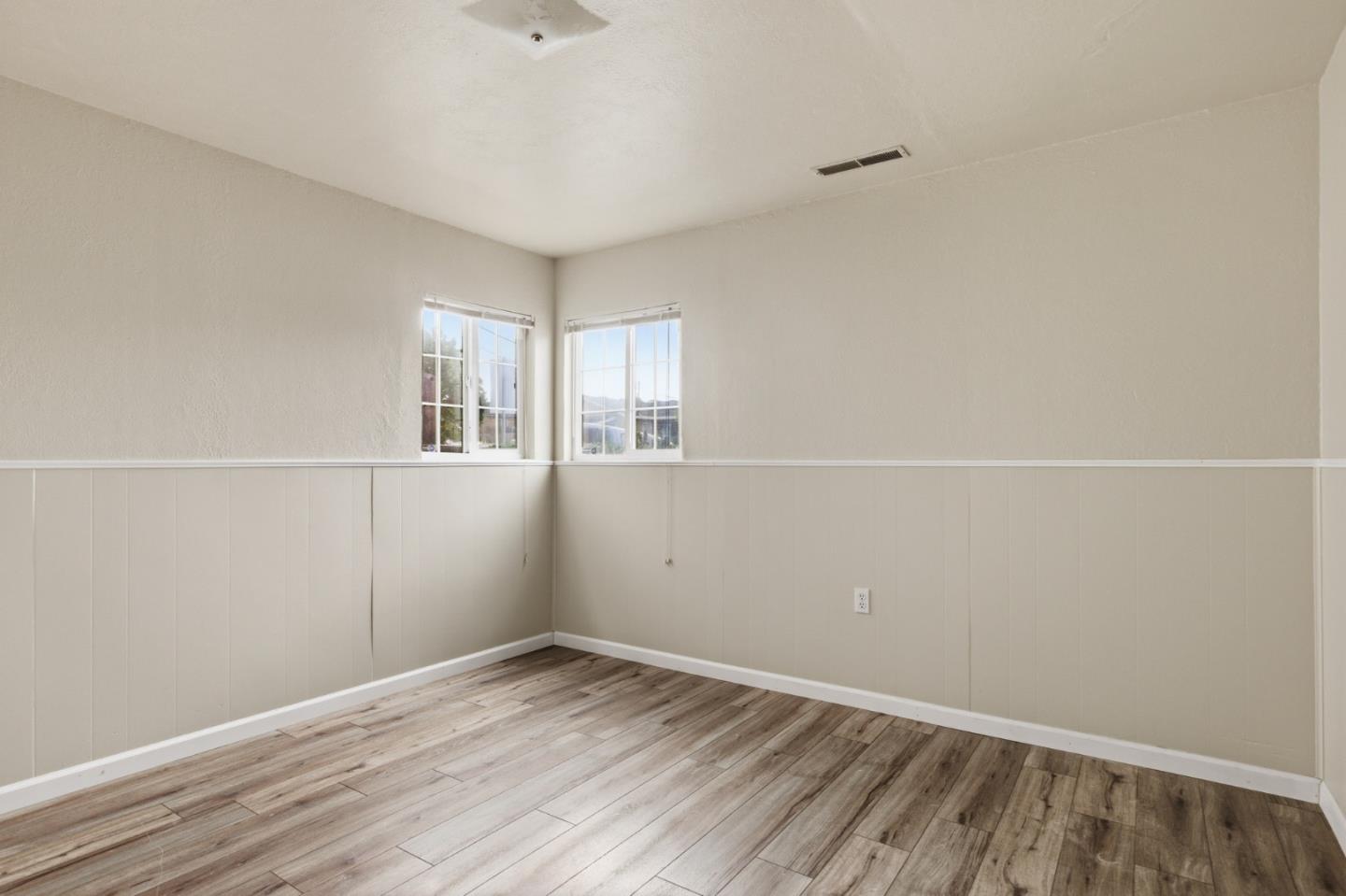 Detail Gallery Image 11 of 21 For 1233 Hilby Ave, Seaside,  CA 93955 - 3 Beds | 1/1 Baths