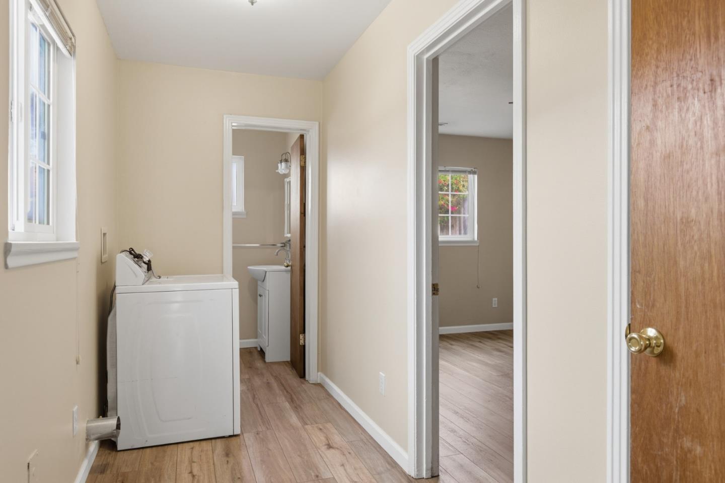 Detail Gallery Image 14 of 21 For 1233 Hilby Ave, Seaside,  CA 93955 - 3 Beds | 1/1 Baths