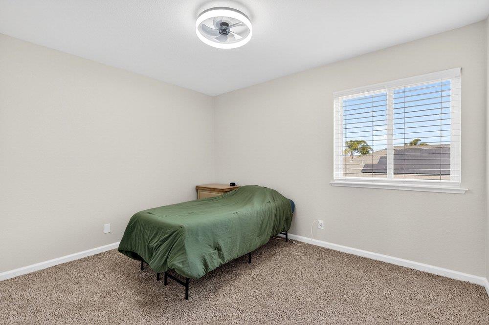 Detail Gallery Image 24 of 39 For 1741 Mimosa St, Hollister,  CA 95023 - 5 Beds | 2/1 Baths