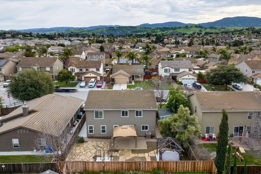 Detail Gallery Image 38 of 39 For 1741 Mimosa St, Hollister,  CA 95023 - 5 Beds | 2/1 Baths