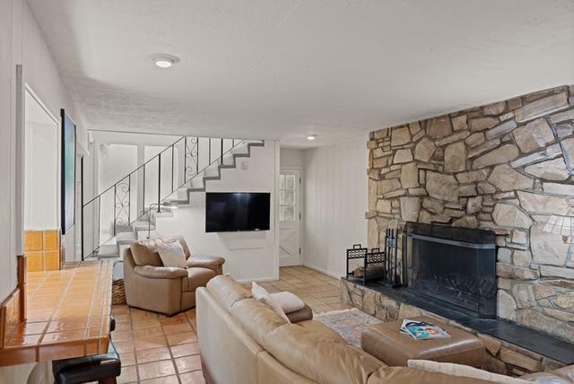 Detail Gallery Image 12 of 17 For 0 2nd Ave 2 Ne of Casanova St, Carmel,  CA 93923 - 3 Beds | 4 Baths