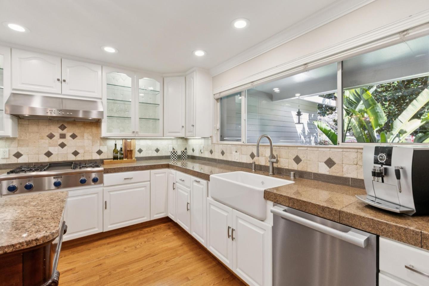 Detail Gallery Image 14 of 72 For 210 Vista Del Monte, Los Gatos,  CA 95030 - 4 Beds | 3/1 Baths