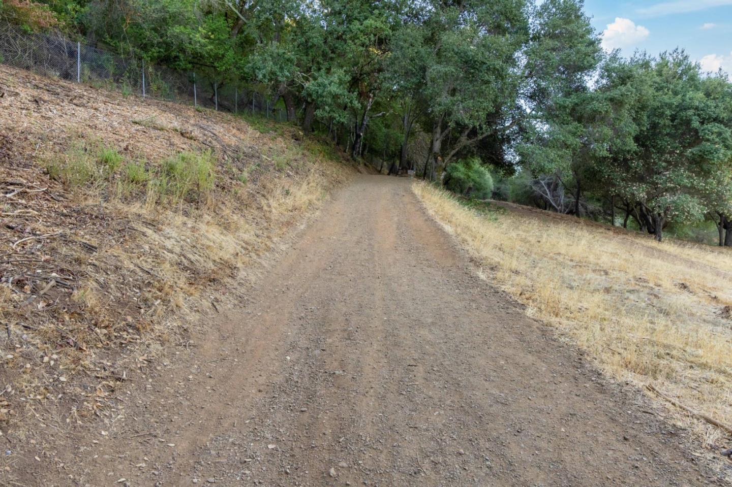 Detail Gallery Image 70 of 72 For 210 Vista Del Monte, Los Gatos,  CA 95030 - 4 Beds | 3/1 Baths