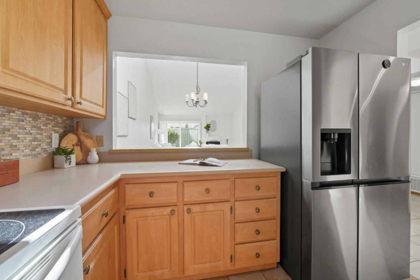 Detail Gallery Image 10 of 32 For 972 Diaz Ln, Foster City,  CA 94404 - 2 Beds | 2 Baths