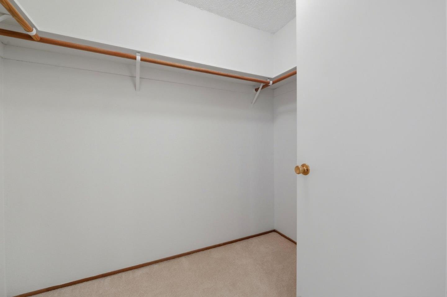 Detail Gallery Image 22 of 32 For 972 Diaz Ln, Foster City,  CA 94404 - 2 Beds | 2 Baths