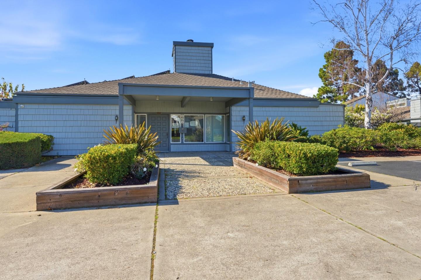 Detail Gallery Image 28 of 32 For 972 Diaz Ln, Foster City,  CA 94404 - 2 Beds | 2 Baths