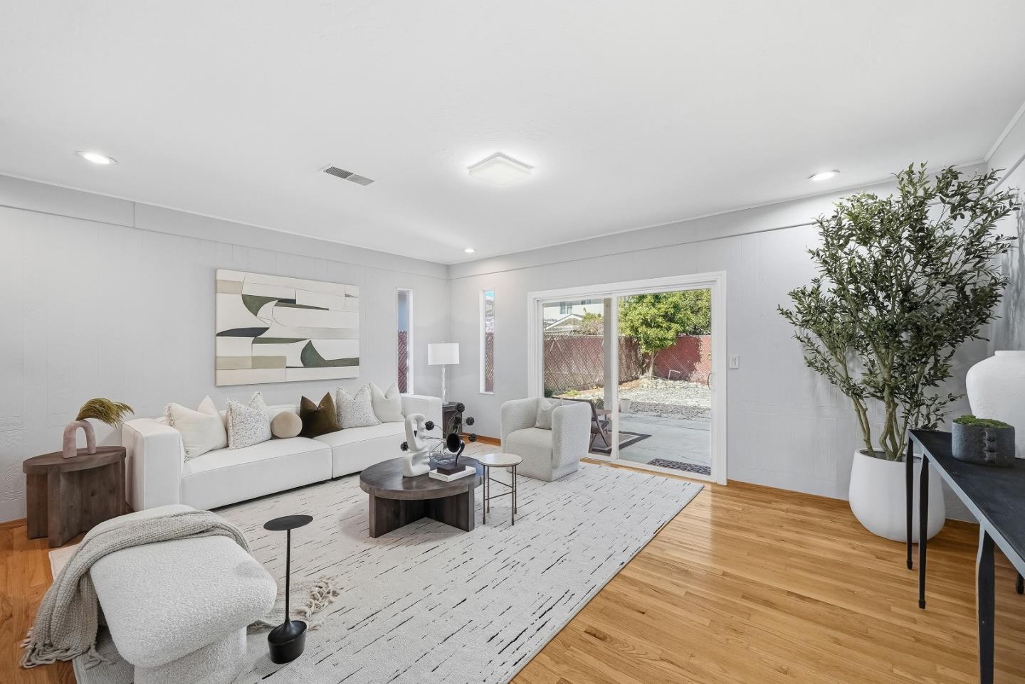 Detail Gallery Image 17 of 49 For 2895 Warburton Ave, Santa Clara,  CA 95051 - 5 Beds | 3 Baths