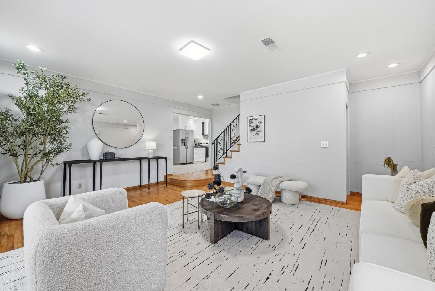 Detail Gallery Image 19 of 49 For 2895 Warburton Ave, Santa Clara,  CA 95051 - 5 Beds | 3 Baths