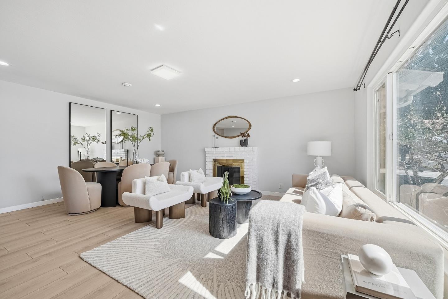 Detail Gallery Image 4 of 49 For 2895 Warburton Ave, Santa Clara,  CA 95051 - 5 Beds | 3 Baths