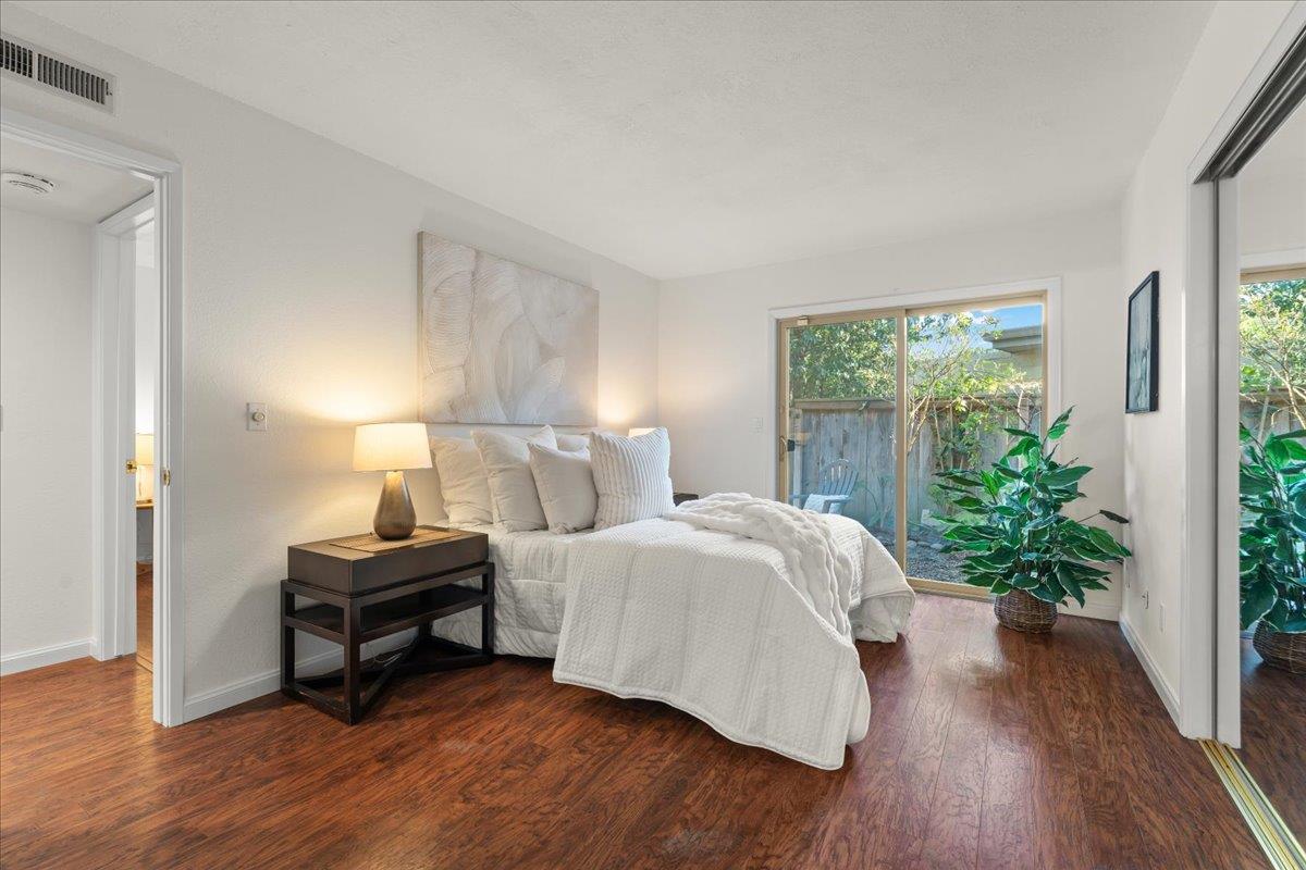 Detail Gallery Image 15 of 30 For 43 Montsalas Dr, Monterey,  CA 93940 - 2 Beds | 2 Baths