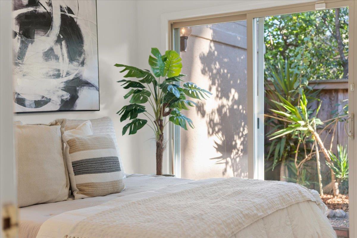 Detail Gallery Image 19 of 30 For 43 Montsalas Dr, Monterey,  CA 93940 - 2 Beds | 2 Baths