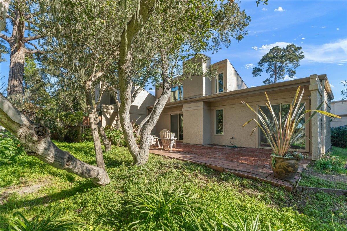 Detail Gallery Image 23 of 30 For 43 Montsalas Dr, Monterey,  CA 93940 - 2 Beds | 2 Baths