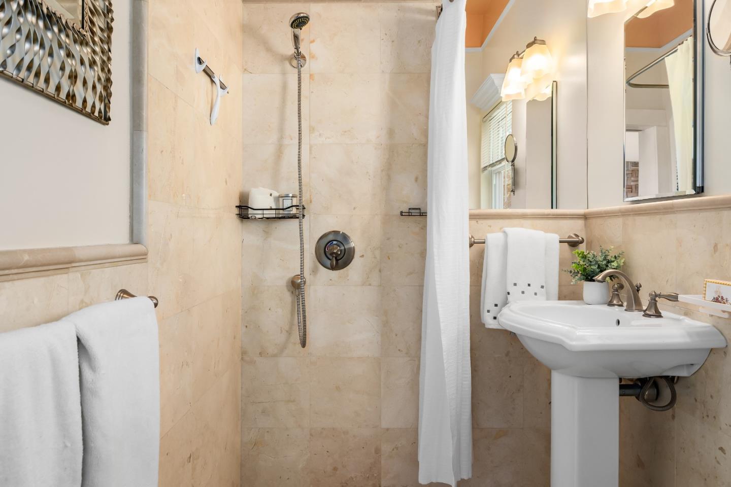 Detail Gallery Image 19 of 50 For 222 Seaview Ave, Santa Cruz,  CA 95062 - 3 Beds | 2 Baths