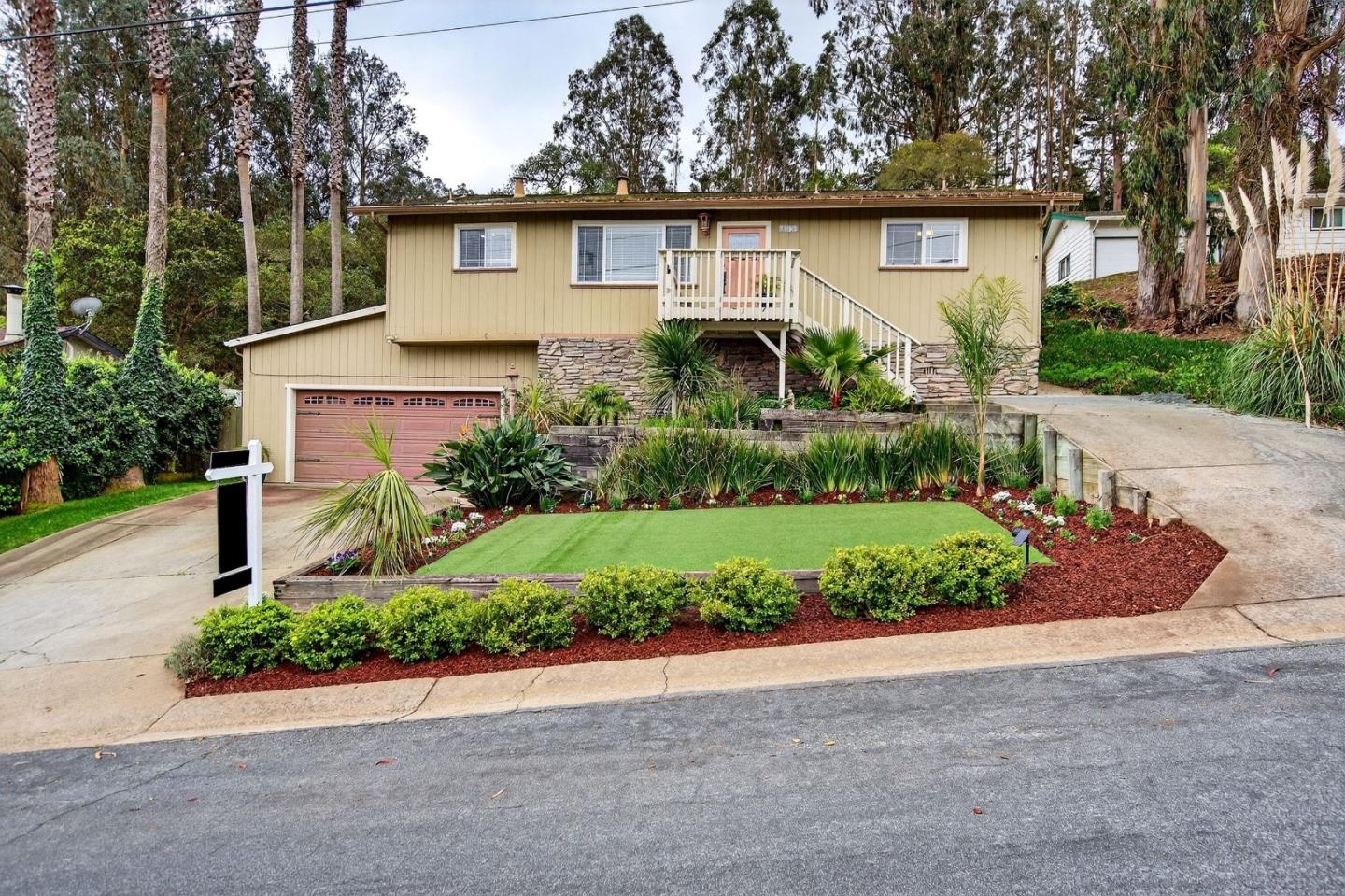 Front Image Thumbnail for ML82034494