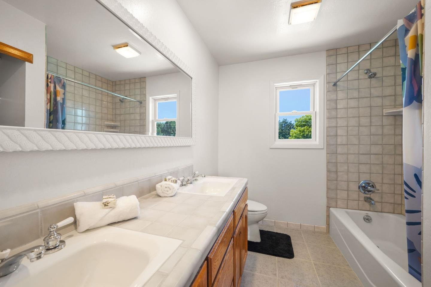 Detail Gallery Image 25 of 45 For 529 Bryce Ct, Milpitas,  CA 95035 - 4 Beds | 2/1 Baths