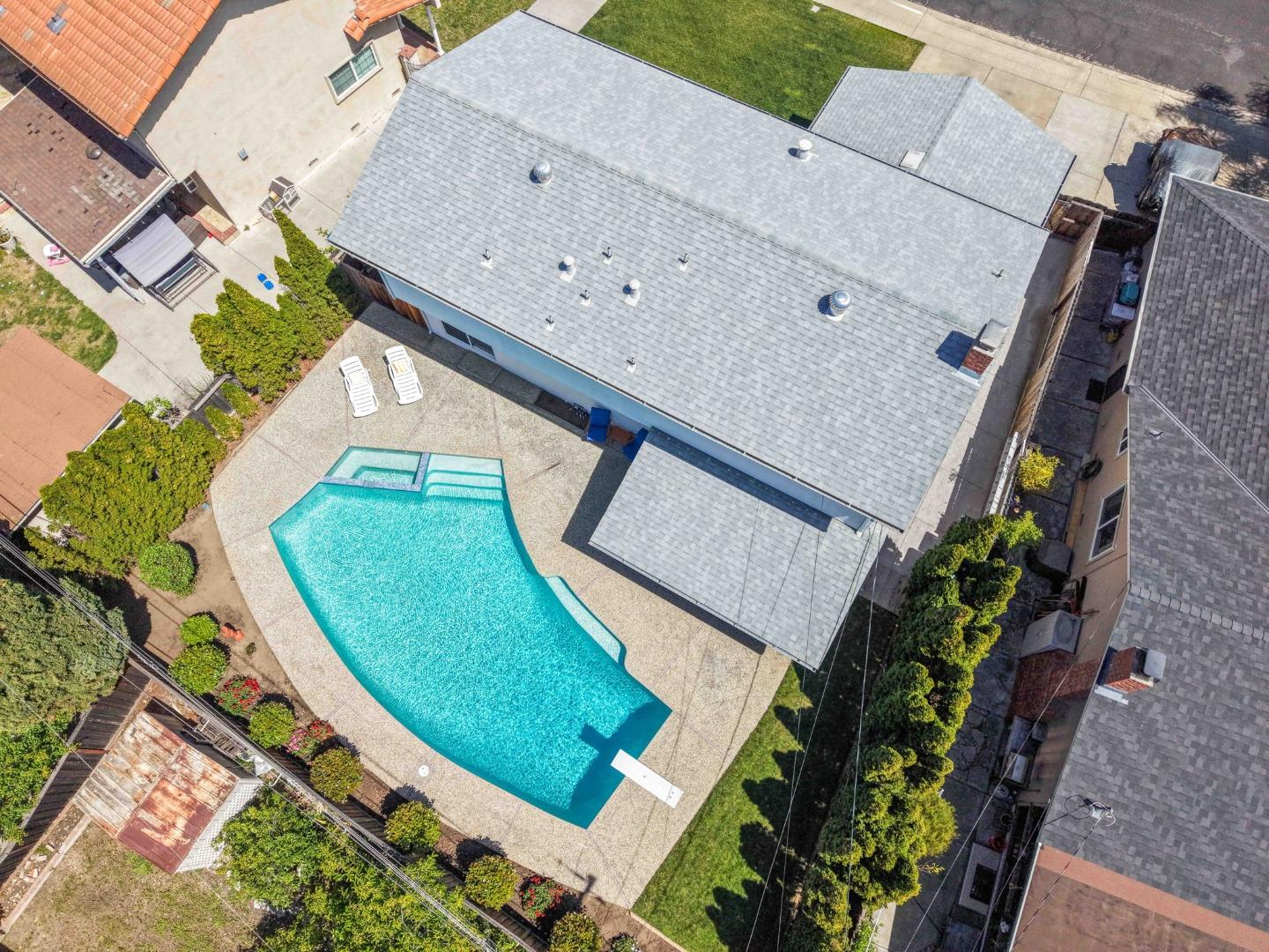 Detail Gallery Image 39 of 45 For 529 Bryce Ct, Milpitas,  CA 95035 - 4 Beds | 2/1 Baths