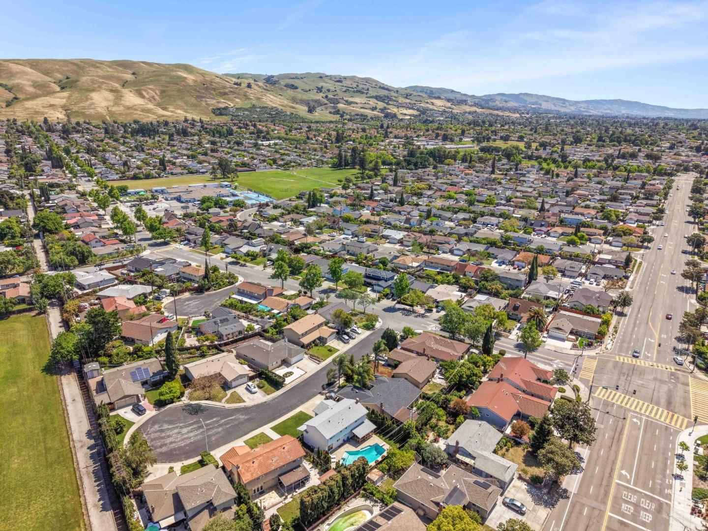 Detail Gallery Image 42 of 45 For 529 Bryce Ct, Milpitas,  CA 95035 - 4 Beds | 2/1 Baths