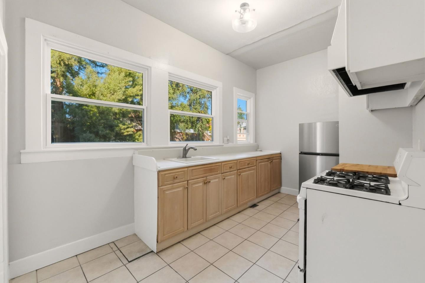 Detail Gallery Image 16 of 51 For 119 E Poplar Ave, San Mateo,  CA 94401 - – Beds | – Baths