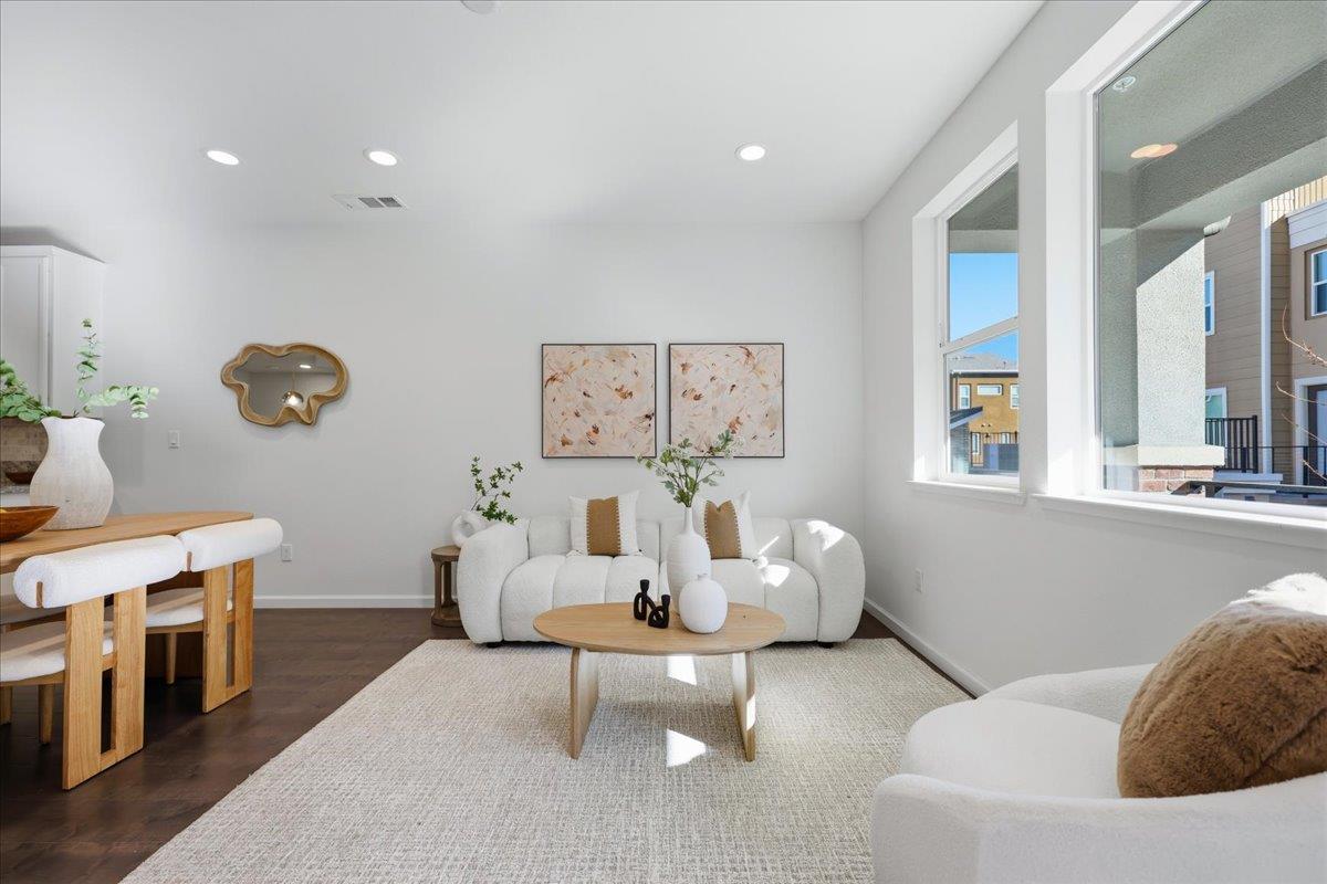 Detail Gallery Image 18 of 64 For 381 Charles Morris Ter, Sunnyvale,  CA 94085 - 4 Beds | 3 Baths