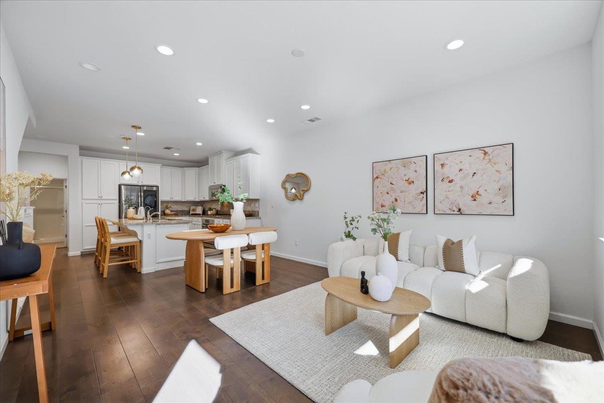 Detail Gallery Image 20 of 64 For 381 Charles Morris Ter, Sunnyvale,  CA 94085 - 4 Beds | 3 Baths