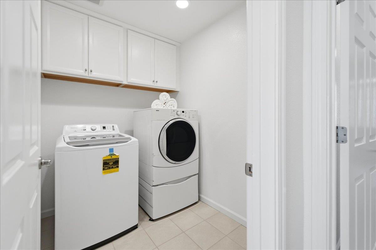 Detail Gallery Image 40 of 64 For 381 Charles Morris Ter, Sunnyvale,  CA 94085 - 4 Beds | 3 Baths