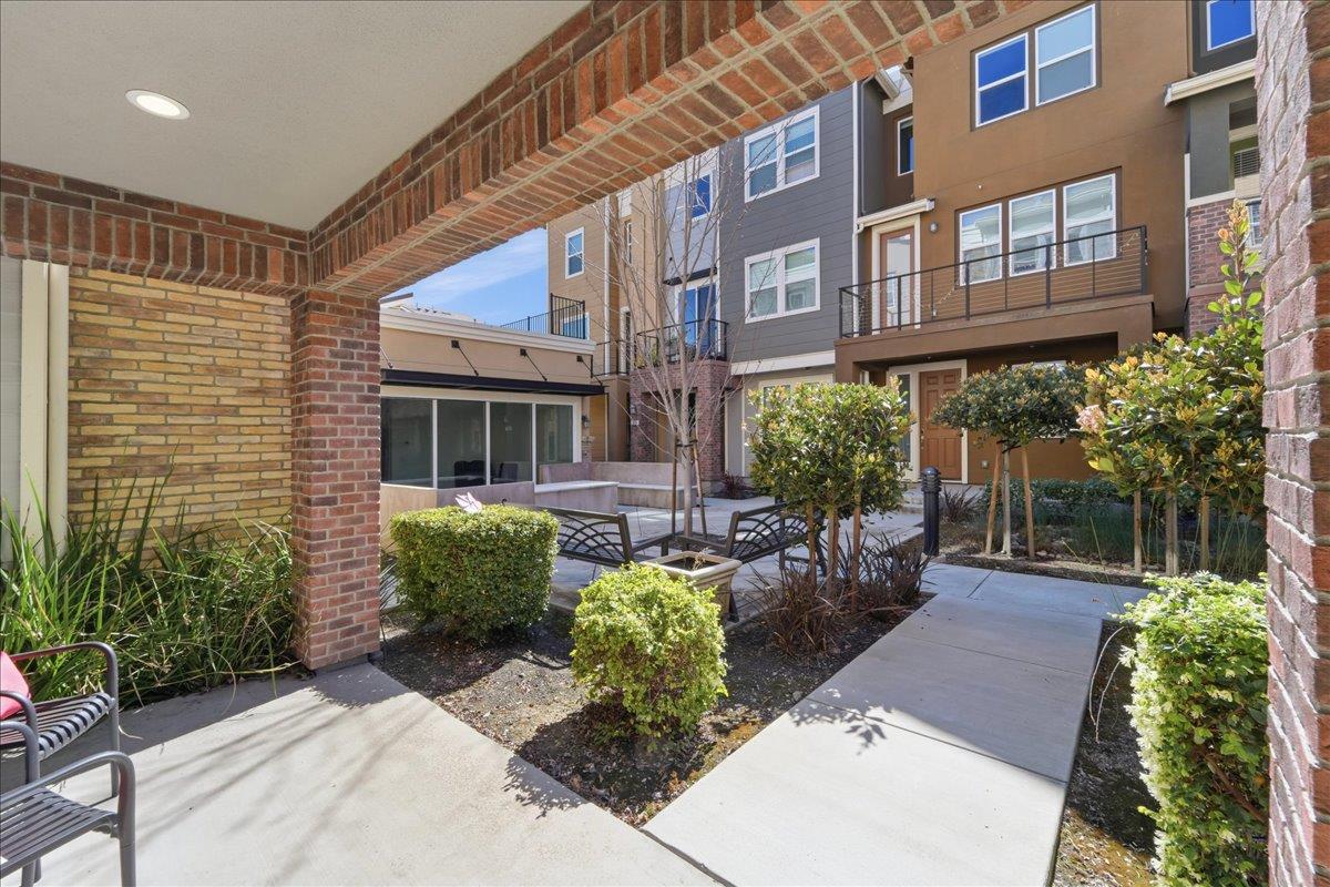 Detail Gallery Image 49 of 64 For 381 Charles Morris Ter, Sunnyvale,  CA 94085 - 4 Beds | 3 Baths