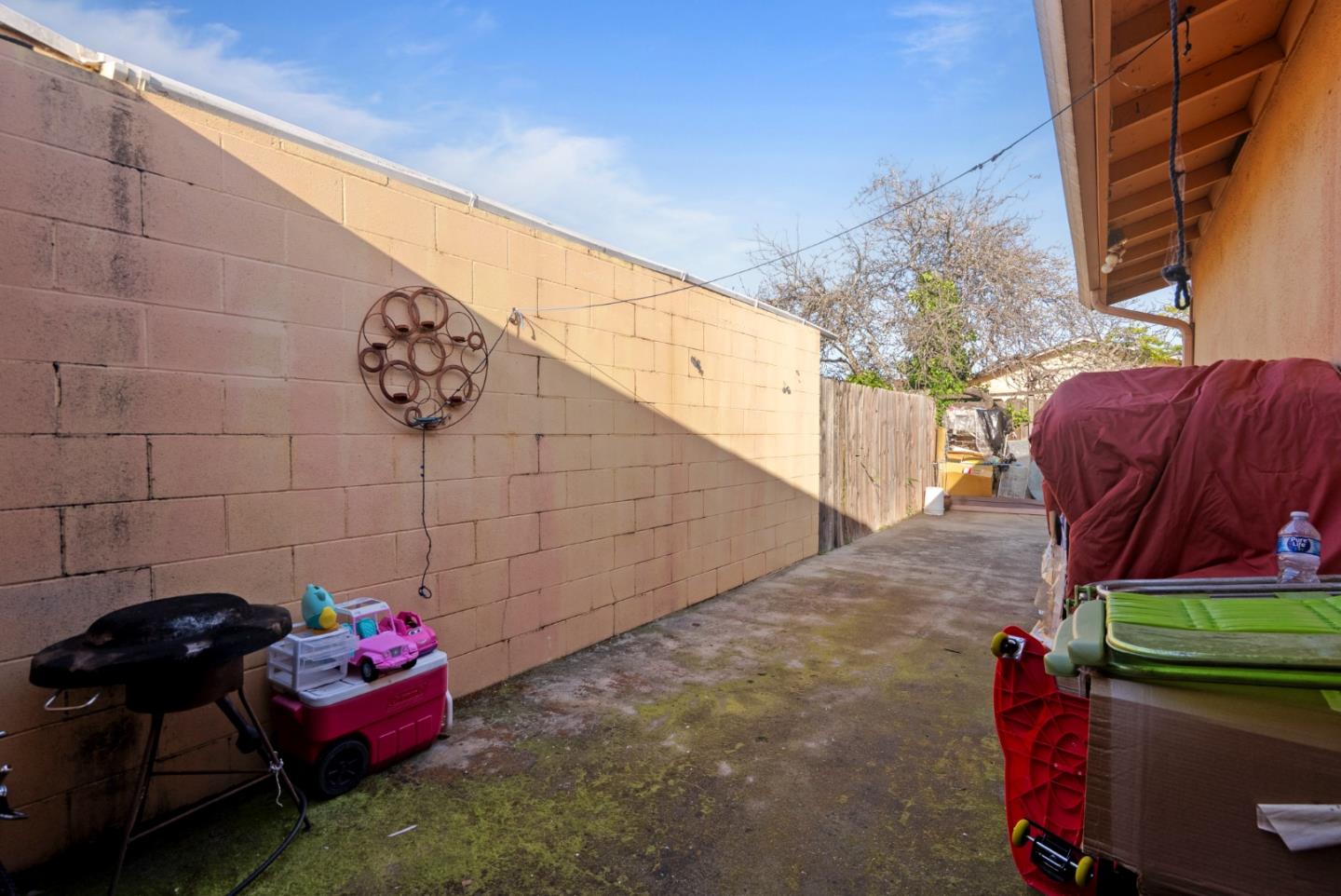 Detail Gallery Image 29 of 37 For 1780 Truckee Way, Salinas,  CA 93906 - 4 Beds | 2 Baths